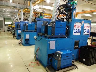 供應(yīng)注塑模具專用高溫恒溫解決方案 卡立亞200℃運油式模溫機(jī)